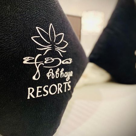Abhaya Resorts Anuradhapura Bagian luar foto