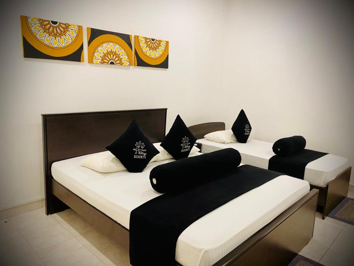 Abhaya Resorts Anuradhapura Bagian luar foto