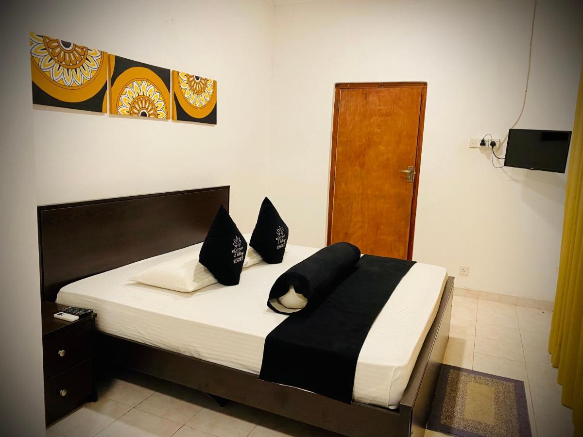 Abhaya Resorts Anuradhapura Bagian luar foto